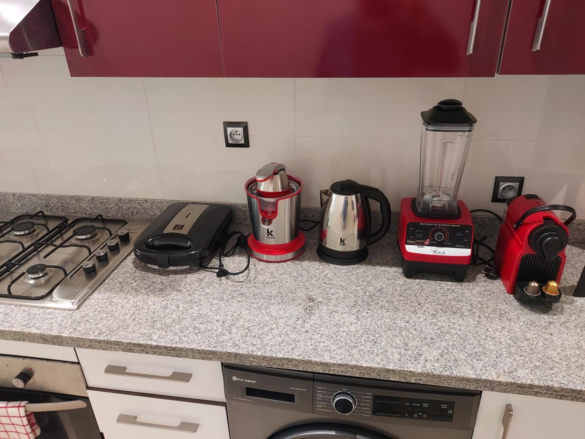 Modern Apartment Opposite The Hassan2 Mosque, Very Well Equipped And Stylish, 85 M2 With Gym And Direct Sea View With Underground Garage , Prohibits Unmarried Couples Of Arab Origin 卡萨布兰卡 外观 照片